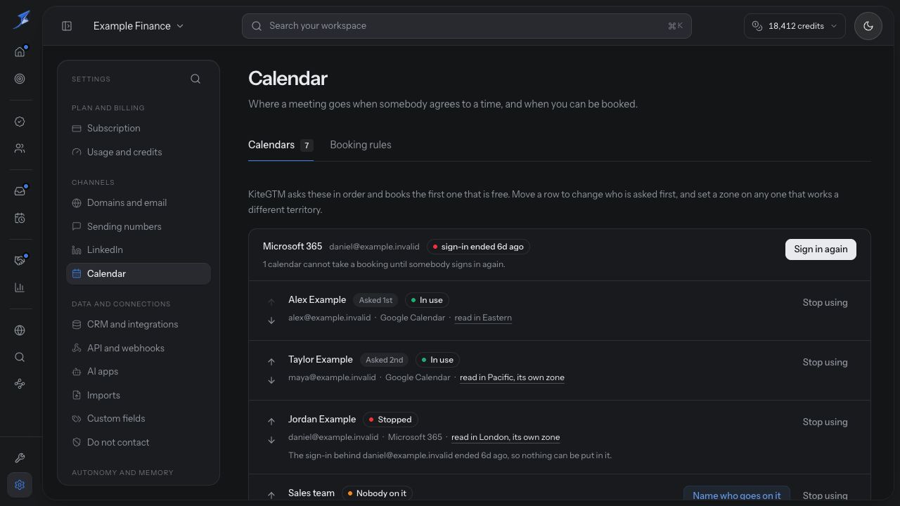 Calendar setup with hosts, timezone choices and booking readiness.